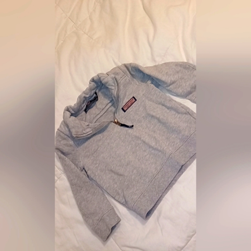 Vineyard vines sweatshirt 3t